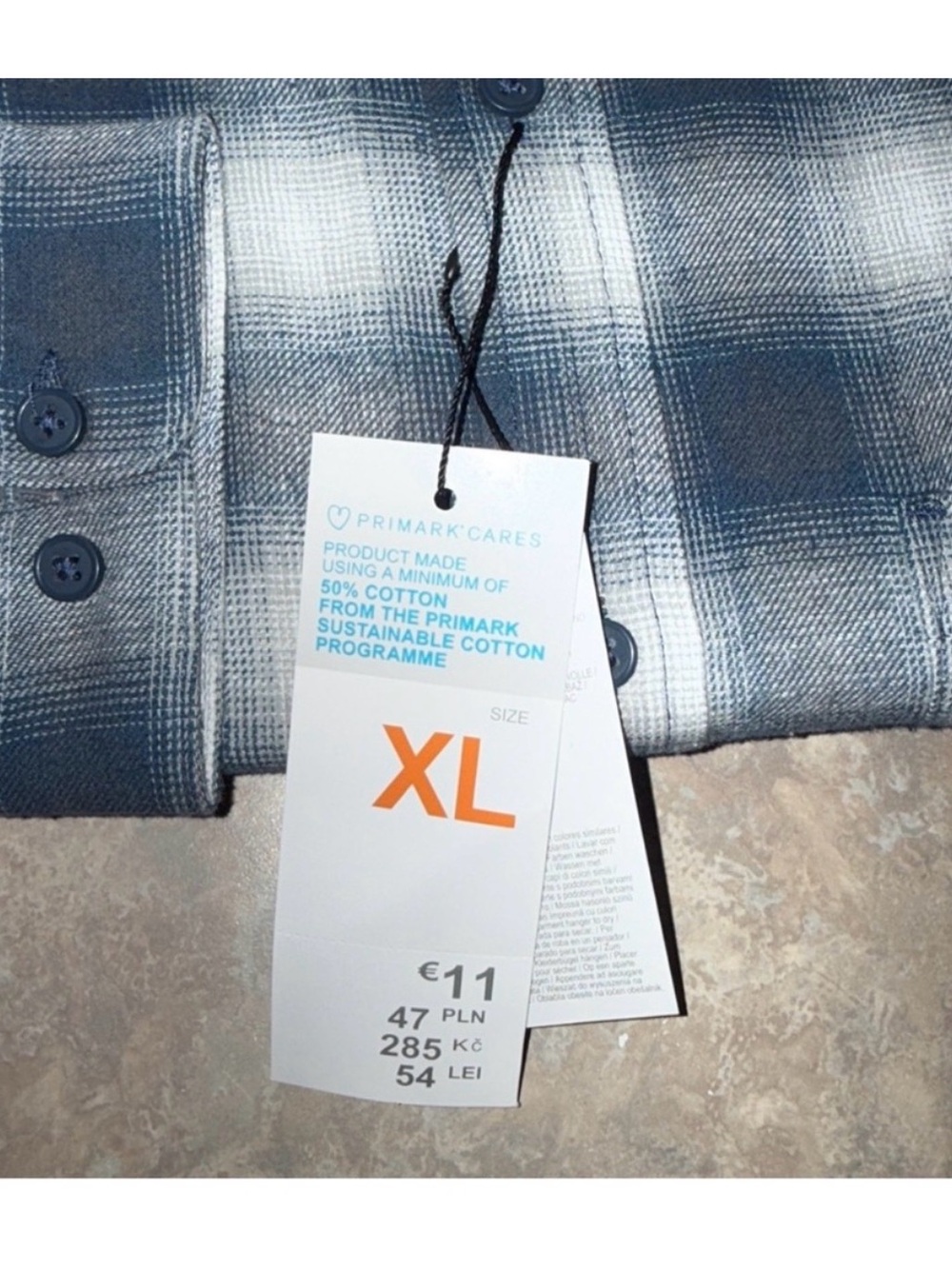 Primark Men's Navy and White Plaid Button-Down Shirt - Picture 4 of 6